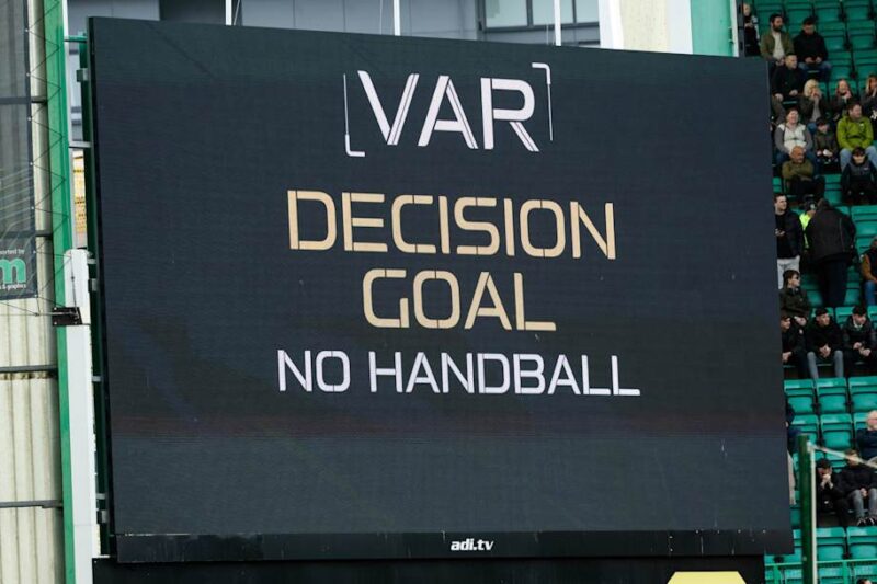 Celtic Fans Are Absolutely FURIOUS After This Blatant Handball Goal Was Allowed Against Hibs – You Won’t Believe What The Ref Did!